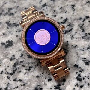 Michael Kors Sofie Pavè Smartwatch